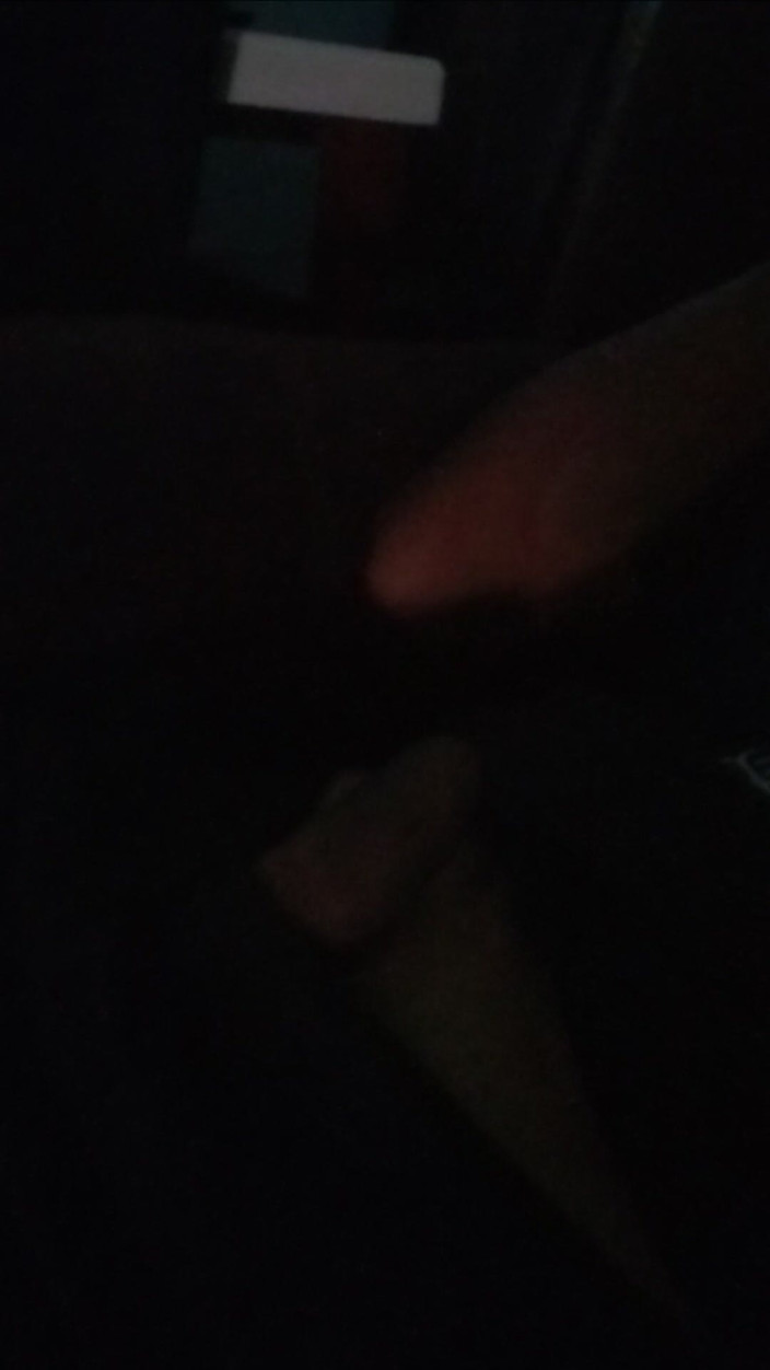 AlexAlejandro13: Sedím na gauči