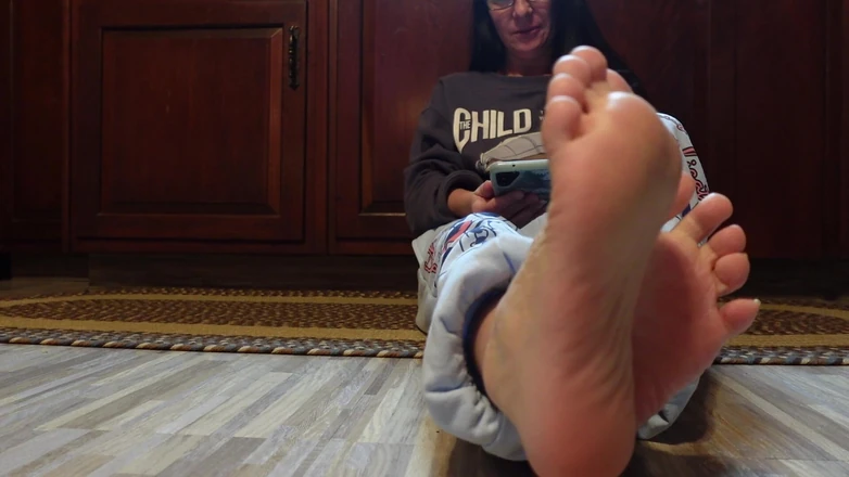 Raven Willow: Resting My Tired Feet