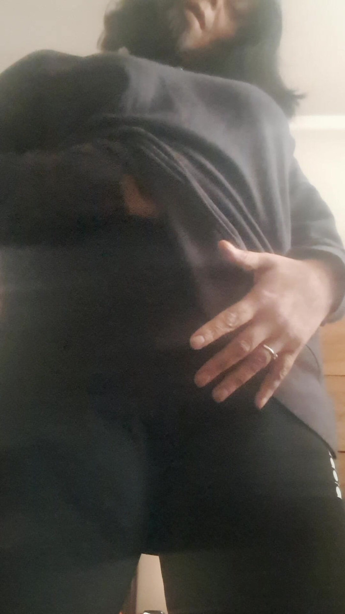 Mommy big hairy pussy: Pizdă păroasă de mamă sexy