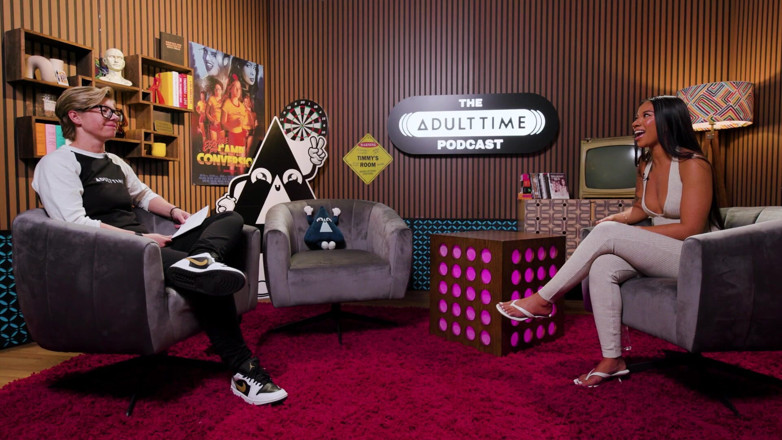 Adult Time Podcast: Ameena Green Strip-teaseur Origins, vidéos de pets et fans d’anime |...