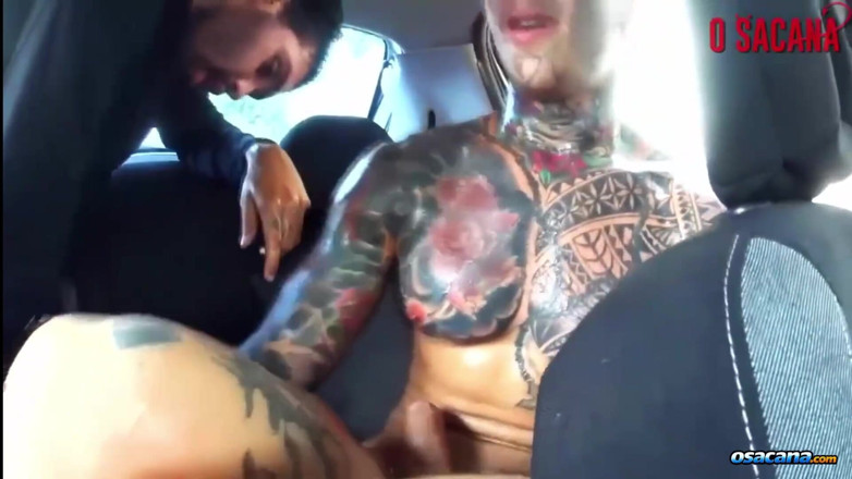 World Gay: He Sucked in the Car and Took Cum From His...