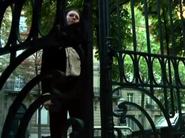 European Classics: Paris Dungeon bermain kasar