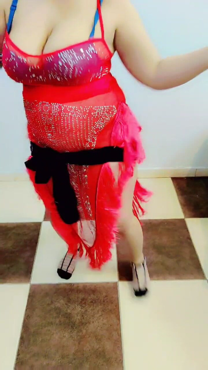 Six my and wife: Арабський танець живота