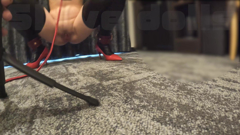 BDSM_HENTAI-ch: Provaz jí kope do kundičky... masochistická hentai děvka vrcholí potěšením