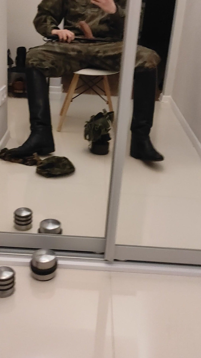 Gayfucker25: Askar tersentak dalam Pegawai Tentera 2