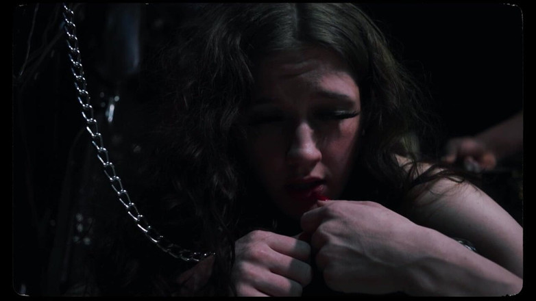 Bunny and The BBC Bull: Drobná teen Snowbunny v bondage výprask od BBC Master