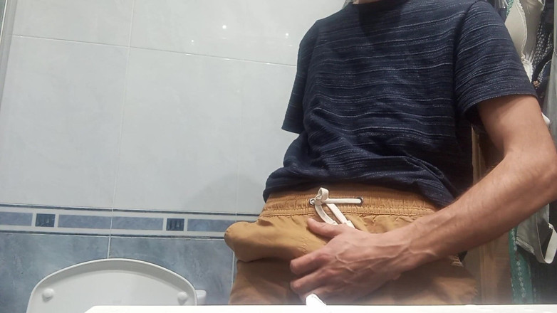 Elvissc: Chlap s obrovským ptákem tak tlustý v jeho kalhotách, vyloží...