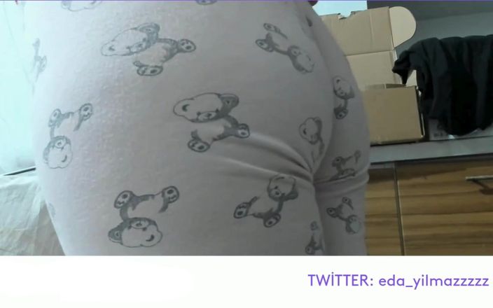 turk_milf_porno: I Masturbated in Pajamas Turkish MILF Porn Big Ass Doggy...