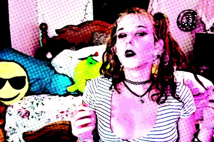 Comic Smoking Boobs (Alli Anderson)