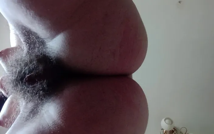 BW_Dolphin: How Real Woman Looks Like - Hairy Jungle on Your Face