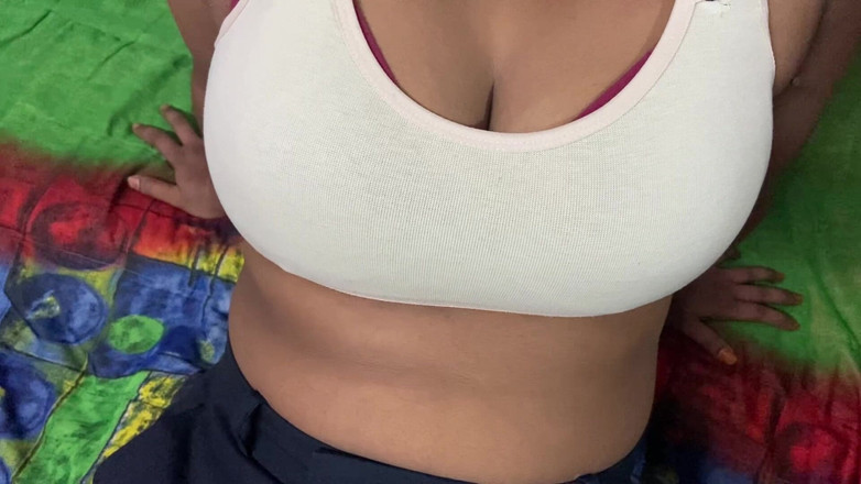 Angoori: Fodida meia-irmã como namorada