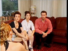 2 Girls 1 Guy: Seks bertiga yang bagus