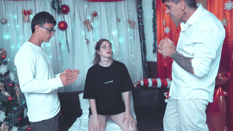 SlyXXXofficial: The Best Gift