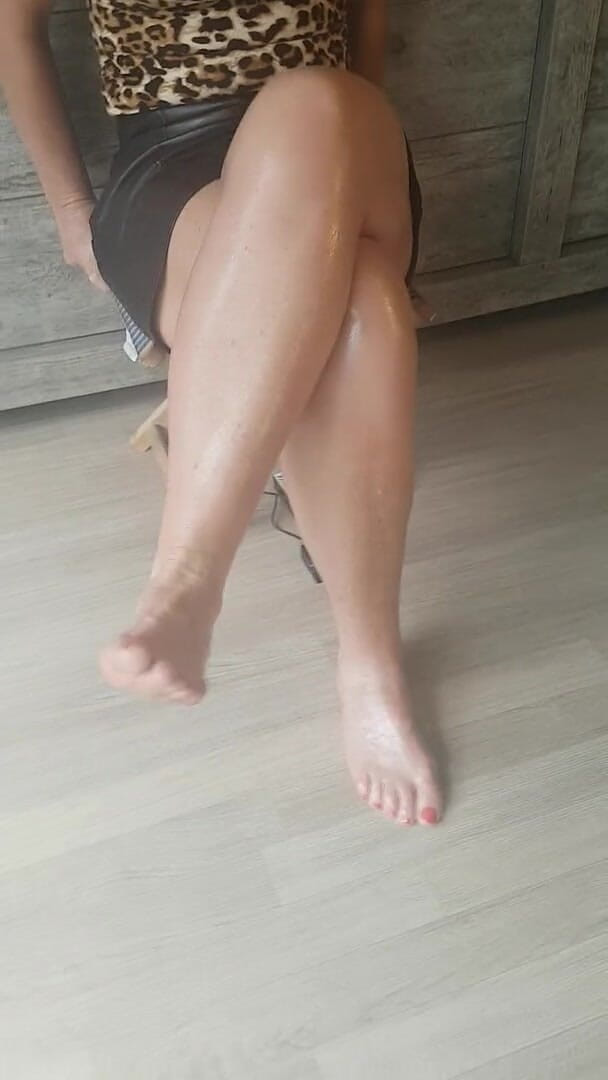 MisS Angel: Brincando com a nudez novamente.