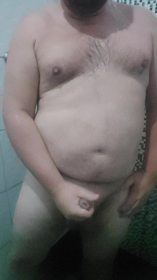 Heavyhitterboxer: Tomando banho e gozando