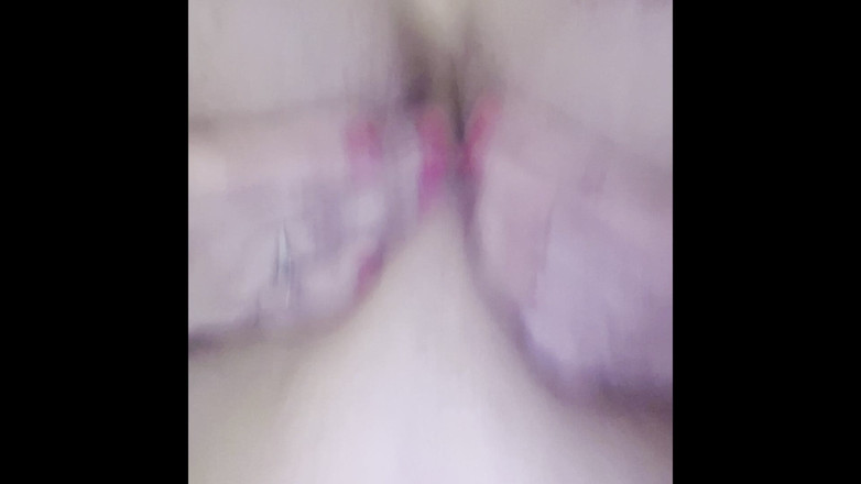 36dddlovely: Tetas y coño