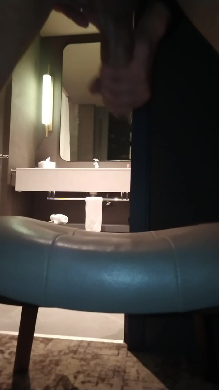 Naughty Cock: Lato a &amp; lato b di un ragazzo molto monella si...