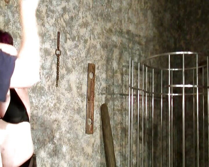 Planete Francaise: Приголомшлива французька товстушка отримує велику кількість сперми в роті після покарання