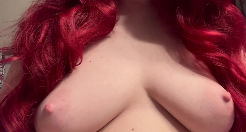 Dirtysecret studio: Ponížení penisu vlastní Od zrzky s velkými prsy