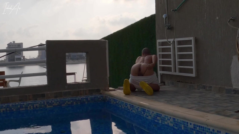 Inkdass: - Arabische Koeweitse exhibitionist naakt cruisend in het openbaar