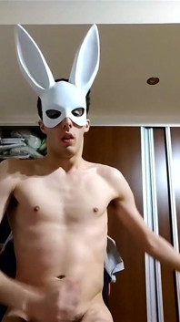 Bunny Looner Blowing up Big Balloons While Jerking off on Stream