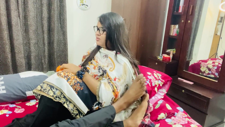 Nadiyaxxx02: Married Older Stepsister Gets Fucked by Younger Stepbrother and Her...
