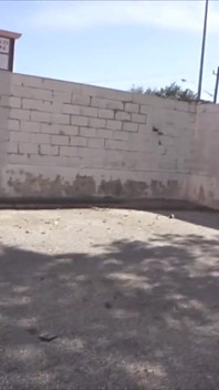 Dee Siren fucking fan outdoor