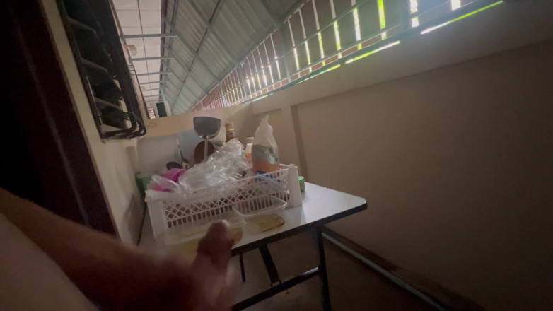 Num: Thai Students Pull off the Back of the Dormitory