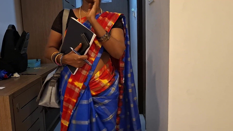 Delightrose: Tamil vendedora folla india extraño