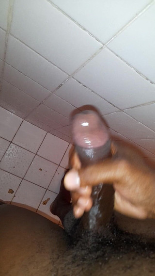 Black guy: 撸管 s4 e10.....