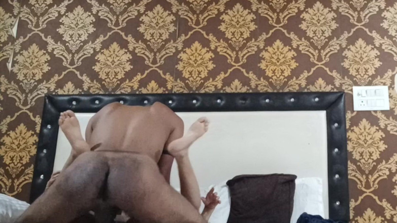 Manguru: Desi Bhabi Ko Hotel Me Choda