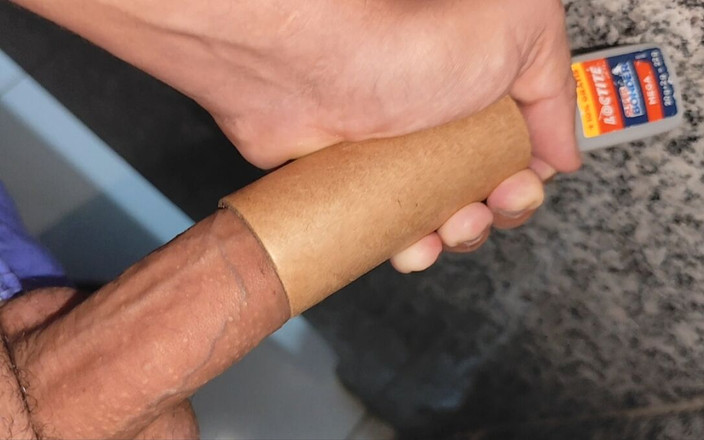 Straight Daddy Club: Gran polla recta atascada folla llena de pegamento.