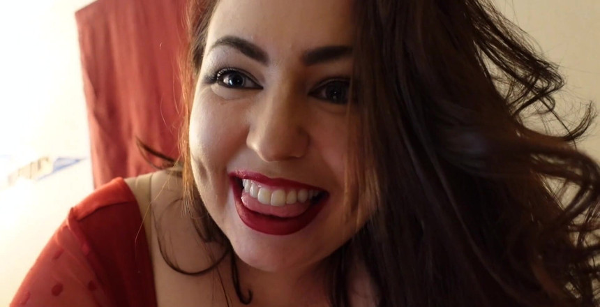 KinkyKatie: Joyeux vendredi bizarre ! Cette vidéo est tout à propos de mon...