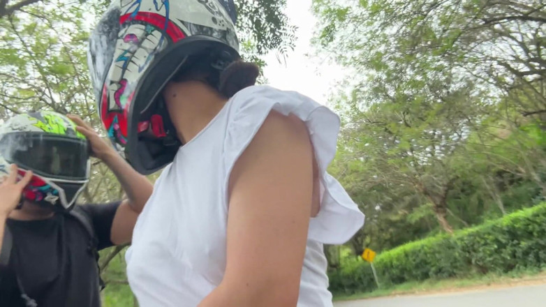 Sweetfantasy131: Picking up My Favorite Didi Client Without a Bra!