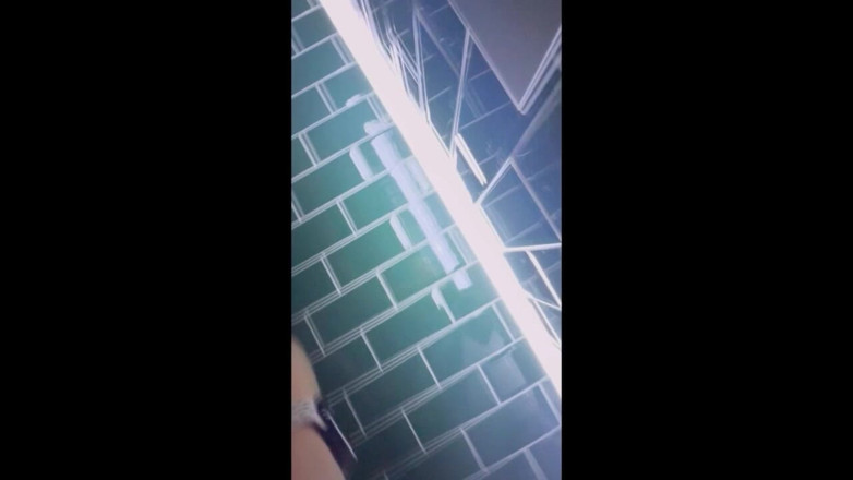 scarlettandc: Wat heerlijk is het om een vrouw aan te raken