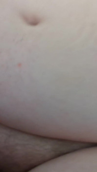 ぽっちゃり熟女はコックが大好き