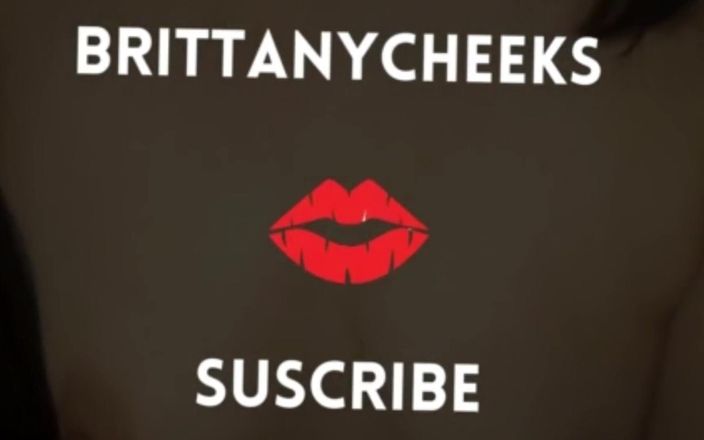 Brittany Cheeks: Brittany wurde fast von ihrer großmutter beim squirting für einen...