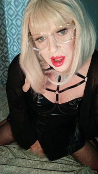 Bayan Emma Browne
