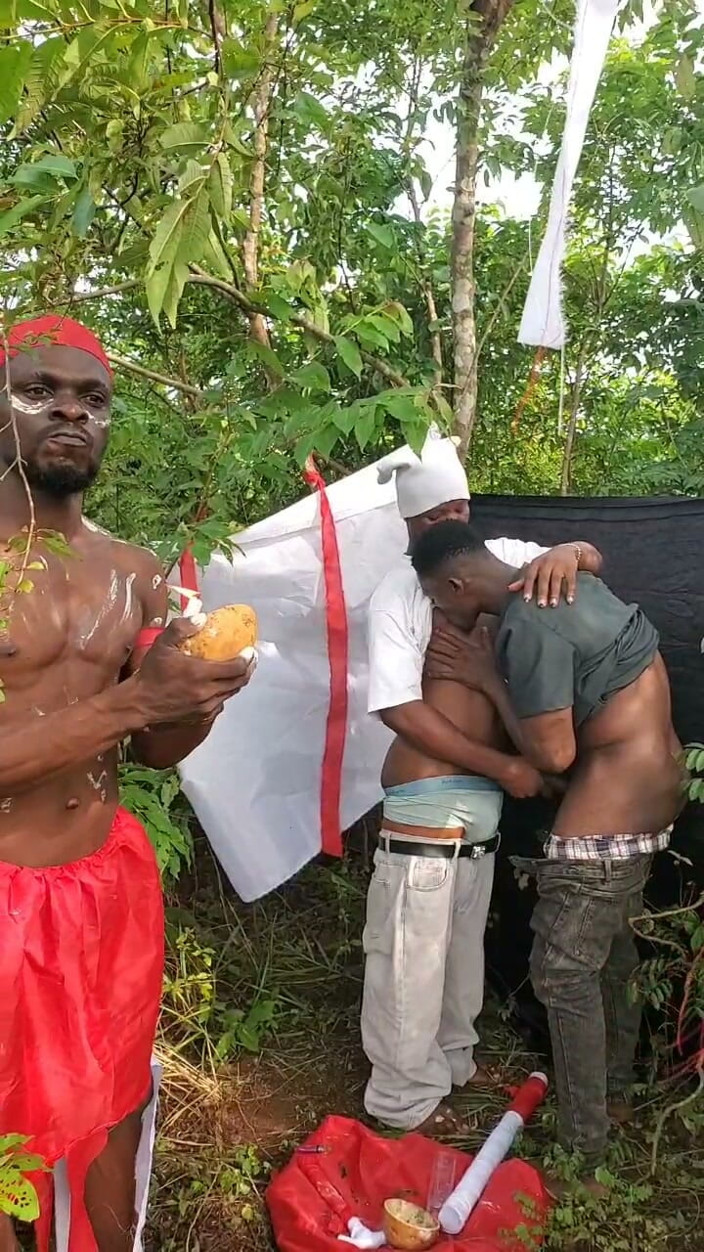 Creamyverseguy2: Santuario de sexo