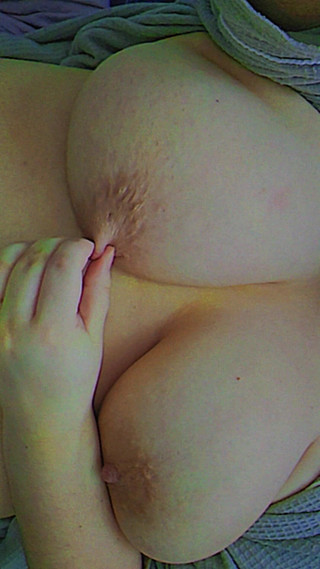 MyPrejacBoyfriend: Moje velké bradavky, dvorce a přírodní prsa