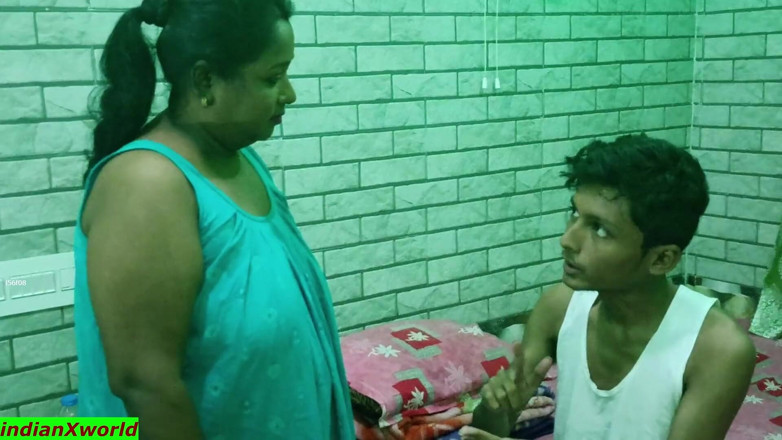 Indian Xshot: Un Desi Baise Une Madame Excitée À La Maison