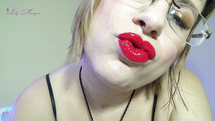 Morrigan Havoc: Lipgloss & gincut merah