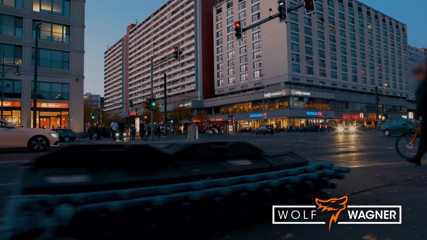 Wolf Wagner.date: 热辣的德国熟女harleen van hynten让现代泰山射在她的大假奶子上！Wolf Wagner