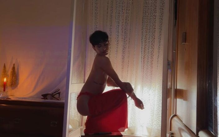 Artesensual: 成人电影：红色礼服，高跟鞋，音乐，耳机和phs有史以来最好的繁荣