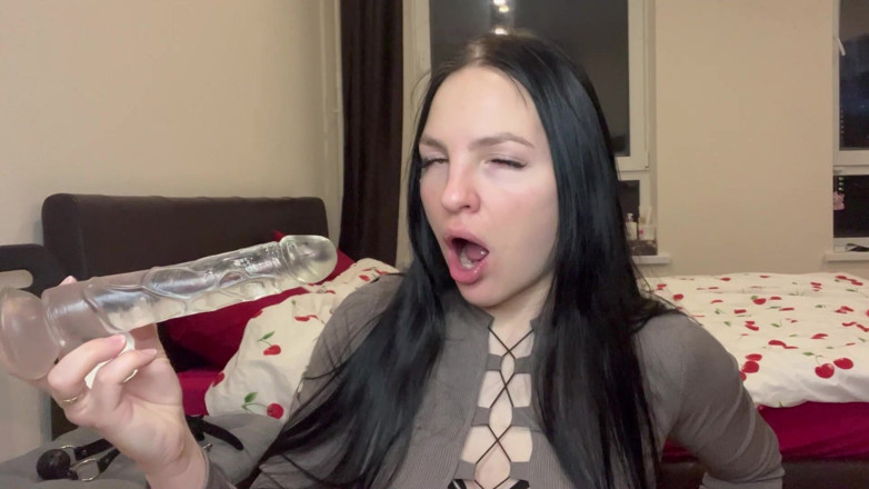 Sexy Funny Bunny: Saya meniduri lubang pantat saya yang ketat dengan dildo elastis...