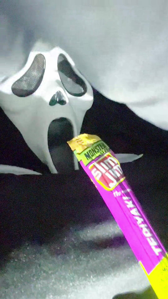 Anye Meshell: Ghostface Komt Uit in Het Theater!