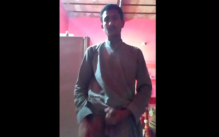 Rabiabibi712: Uwielbiam bawić się moim analnym kutasem - uległy chłopak cumming hands...