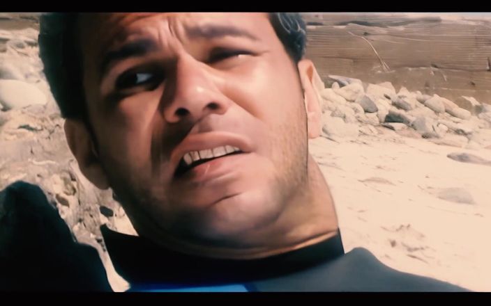 BestPorn85: Orta yaşlı seksi kadınla üçlü seks