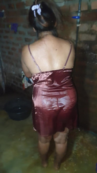 Hotwife Bathing