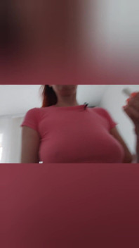 Uită-te cum pun un tampon în pielea mea super păroasă
